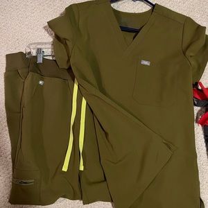 FIGS olive green scrub set